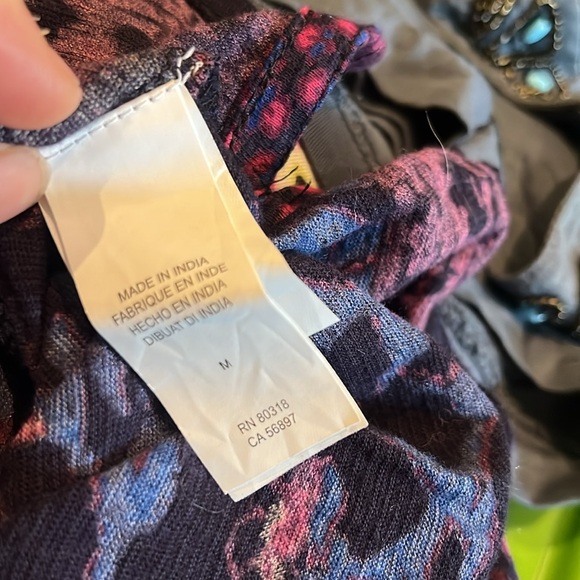 Lucky Brand 3/4 Sleeve Blouse purple paisley M - Picture 8 of 8